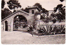 Cp A Saisir 83 Boulouris Les Corniches Portail ProvencAl 1956 Saint Raphael - Boulouris