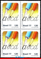 Ref. BR-1528-Q BRAZIL 1977 - PRIMARY EDUCATION,PEN, PENCIL, MI# 1620, BLOCK MNH, EDUCATION 4V Sc# 1528 - Blocchi & Foglietti