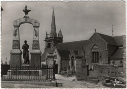 29. Gf. SCRIGNAC. Le Monument Aux Morts Et L'église Paroissiale. 1547 - Sonstige & Ohne Zuordnung