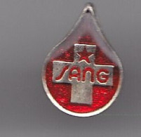 Pin's Don Du Sang Goutte De Sang Réf 2991 - Medici