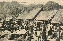 TONKIN  MUONG-KHUONG  Marche Village Frontiere          INDO,239 - Vietnam