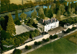 89* VINCELLES Le  Chateau   (CPSM 10x15cm)    RL19,0427 - Other & Unclassified