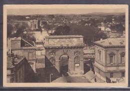 CPA  Montpellier Dpt 34 Vue D' Ensemble De L'Arc De Triompe Et Du Peyrou Réf 1923 - Montpellier