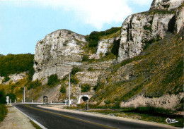 89* ST MORE  Le Tunnel Routier  (CPSM 10x15cm)     RL19,0356 - Autres & Non Classés