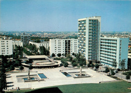 94* CRETEIL  Place De L Abbaye  (CPM 10x15cm)    RL19,0664 - Creteil