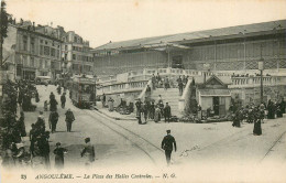 16* ANGOULEME    Place Des Halles  Centrales  RL19,1835 - Angouleme