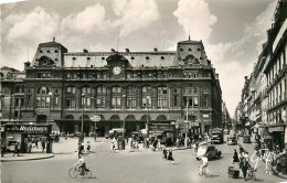 75* PARIS  Gare St Lazarre – Cour Du Havre (CPSM Format 9x14cm)   RL38.0515 - Paris (08)