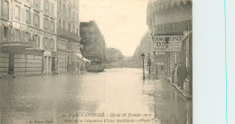 75* PARIS  Crue 1910 – Rue De La Pepiniere    RL38.0512 - Arrondissement: 08