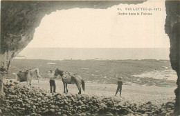76* VEULETTES  Grotte Dans La Falaise   RL38.0994 - Autres & Non Classés