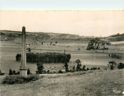 76* ARQUES LA BATAILLE  Pyramide Commemorative De La Bataille  (CPSM Format 9x14cm)    RL38.1281 - Arques-la-Bataille