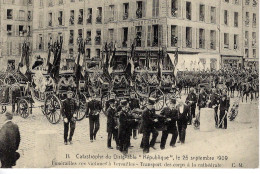 Catastrophe Du Dirigeable 'République' 1909 - Funérailles Ces Victimes A Versailles - CPR Cartes D'Autrefois - Dirigeables