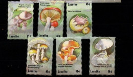 Lesotho - 2001 - Mushrooms - Yv 1725/30 (from Sheet) - Pilze