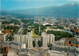 38 - Grenoble - Parc Paul Mistral - Boulevard Jean Pain Et La Chaine De Belledonne - CPM - Etat Pli Visible - Voir Scans - Grenoble