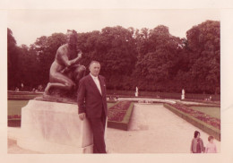 PHOTO ORIGINALE AL 1 - FORMAT 12.8 X 9 - VERSAILLES - LES JARDINS - 1963 - Lieux