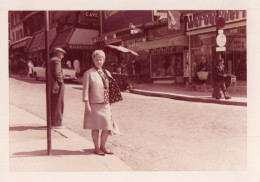 PHOTO ORIGINALE AL 1 - FORMAT 12.8 X 9 - PARIS - RUE LEPIC - 1963 - Lieux