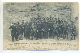 CPA Militaria 05 Hautes Alpes - BRIANÇON - Skieurs Du 159e Infanterie - Inspection Du Gal Charbonnier Gouverneur De Lyon - Briancon