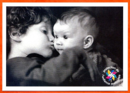 CP Enfants Protection De L Enfance Maltraitée 4 Carte Vierge TBE - Portraits