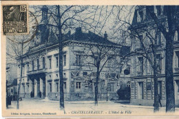 86 - CHATELLERAULT - L'HÔTEL DE VILLE - Chatellerault