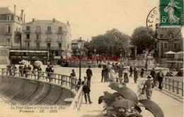 CPA ARCACHON - LA PLACE THIERS ET ENTREE DE LA JETEE - Arcachon