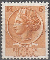 Italia 1957 Michel 985 O Cote (2006) 0.10 € Italia Turrita Cachet Rond - 1946-60: Oblitérés