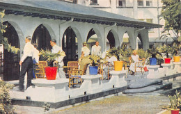 Jamaica - KINGSTON - Terrace Off South Verandah, Myrtle Bank Hotel - Publ. Mardon 27 - Jamaica