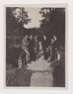 Few Young Men, Stylish Guys, Closeness, Portrait In Park, Vintage 1920s Orig Photo Gay Int. 8.7x11.5cm. (41883) - Anonyme Personen