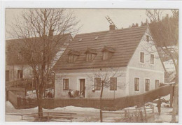 39032141 - Seltene Fotokarte Lauenstein Mit Personen Und Haeuser. Gelaufen Am 30.3.1908. Gute Erhaltung. - Autres & Non Classés