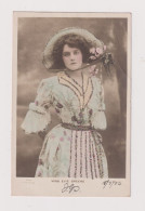 ENGLAND - Evie Greene Used Vintage Postcard - Artistes