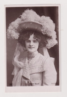 ENGLAND - Gertie Millar Unused Vintage Postcard - Entertainers