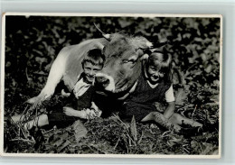 11095441 - Rinder / Kuehe Kinder Mit Einer Kuh AK - Vaches