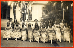 CPA CARTE PHOTO - Groupe De JEUNES FEMMES DEGUISEES - Mode Costume Ancien Régime - FÊTE à Localiser - Femme - Autres & Non Classés