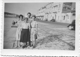 Photo Originale - Voyage -  PORT VENDRS  Aout 1955 (Automobiles -Voitures) - Anonyme Personen