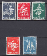 Niederlande  Mi. 723-727 Postfrisch Voor Het Kind  1958 (80030 - Andere & Zonder Classificatie