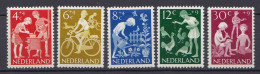 Niederlande  Mi. 785-789 Postfrisch Voor Het Kind 1962 (80040 - Other & Unclassified