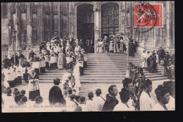 BEAUVAIS LES FÊTES DE JEANNE HACHETTE  Devant La Cathédrale  (Juin 2024 -30) - Beauvais