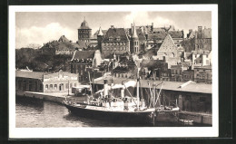 AK Lübeck, Burg Mit Burgtor Und Hafen  - Luebeck