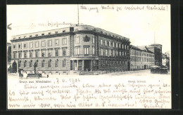 AK Wiesbaden, Königl. Schloss Mit Brunnen  - Wiesbaden