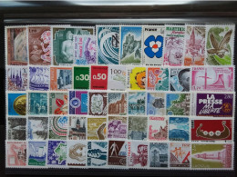 FRANCIA - 50 Valori Anni '60/'70 - Nuovi ** (sottofacciale) + Spese Postali - Unused Stamps