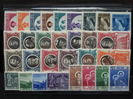 VATICANO - Pio XII° - Serie Complete - Nuovi ** + Spese Postali - Unused Stamps