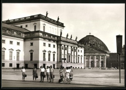 Fotografie Unbekannter Fotograf, Ansicht Berlin, Staatsoper & Hedwigskirche  - Lieux