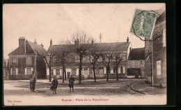 CPA Boynes, Place De La Republique  - Other & Unclassified