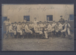 Soldaten Bei Der Waffeninspektion - War 1914-18