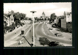 Hameln A. D. Weser, Blick Zur Neuen Weserbrücke Mit Münster - Autres & Non Classés