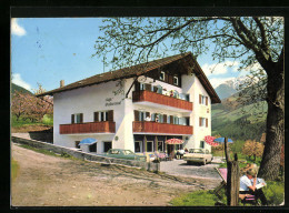 Cartolina Dorf Tirol, Pension Krone, Haus Mit Gästen, Liegewiese  - Autres & Non Classés