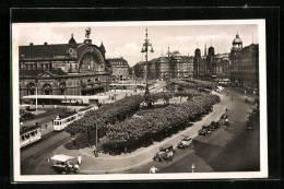 AK Frankfurt A. M., Hindenburgplatz Mit Hauptbahnhof Und Strassenbahnen  - Tramways