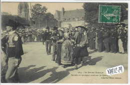 QUIMPER- LA GAVOTTE BRETONNE- ANCIENS ET NOUVEAUX COSTUMES DE QUIMPER - Quimper