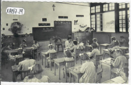 ROSCOFF- SANATORIUM MARIN- UNE DES SIX CLASSES- JARDINS D ENFANTS - Roscoff