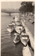 Photographie Photo Anonyme Vintage Snapshot Paris Seine Quai Bateau  - Lieux