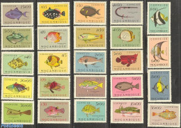 Mozambique 1951 Definitives, Fish 24v, Mint NH, Nature - Fish - Fishes