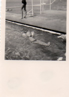 Photographie Photo Anonyme Vintage Nage Natation Piscine Eau  - Other & Unclassified